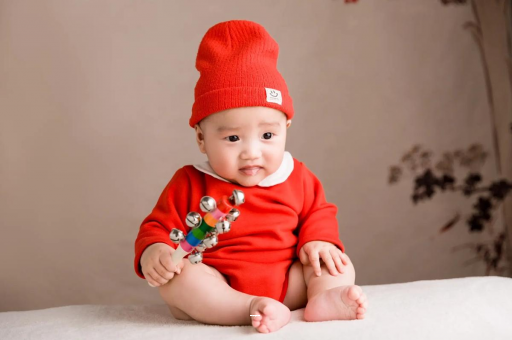 白银宝宝频繁吐奶怎么回事 白银宝宝频繁吐奶怎么回事